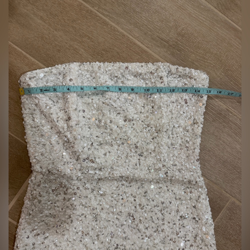 NWT Retrofête Heather Sequin Mini Dress in Silver/White ($598) Size M - Picture 6 of 13